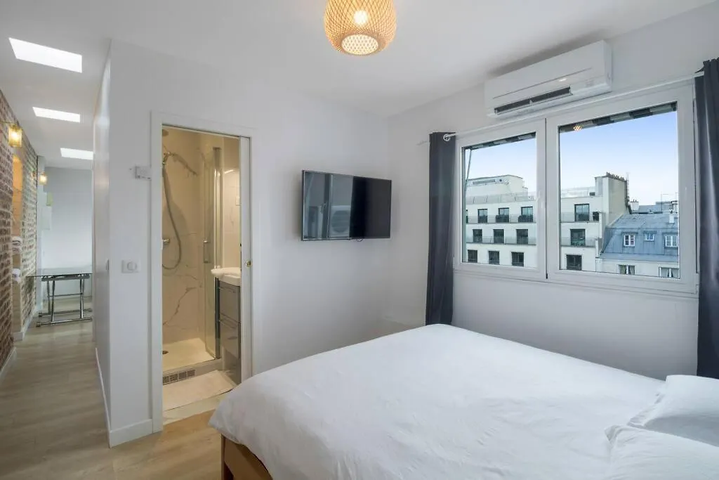 1 Bedroom#Haussmann#Amazing View#Effeiltower#Ac Paris 0*,  France